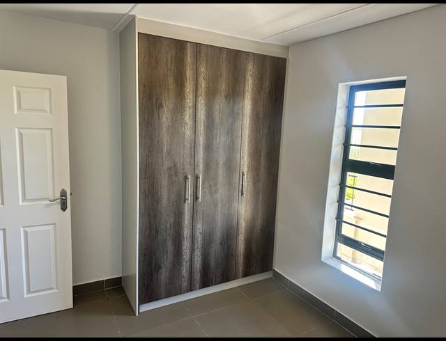 2 BEDROOM APARTMENT FOR SALE IN PARKLANDS NORTH